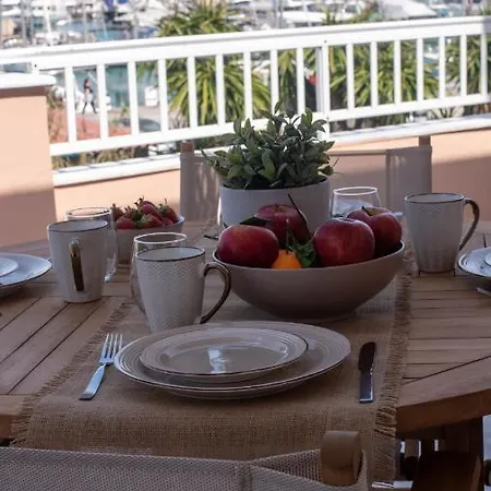 아파트 Christina's *